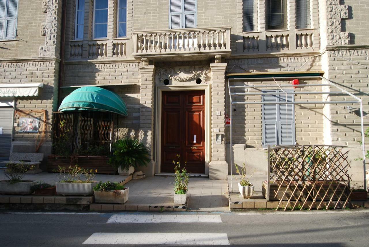 Tino Brezza Di Mare Apartamento Deiva Marina Exterior foto