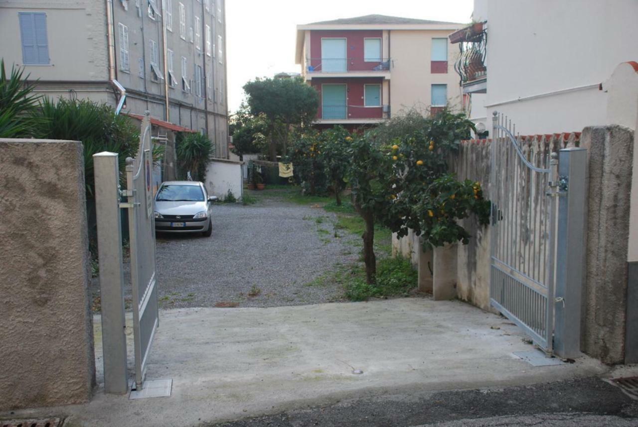 Tino Brezza Di Mare Apartamento Deiva Marina Exterior foto